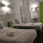 And Basic Universitat For Young Pensionat Barcelona
