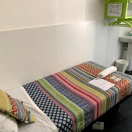 And Basic Universitat For Young * Barcelona