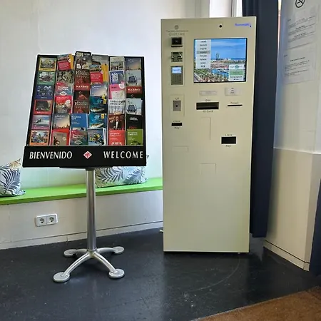 And Basic Universitat For Young * Barcelona